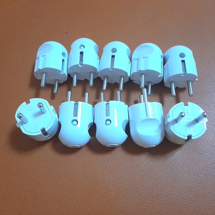 STEKER ARDE BULAT SAHPPHIRE OVAL PIN KUNINGAN