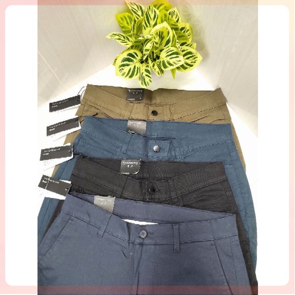 THE EXECUTIVE CELANA PANJANG PRIA CHINO ORIGINAL