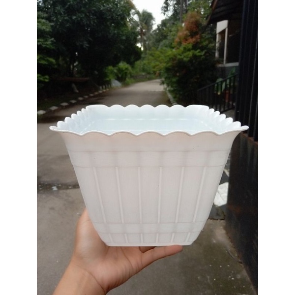 Pot Tanaman Kotak Putih 30/Pot Bunga Amanda 30/Pot Putih Kotak 30
