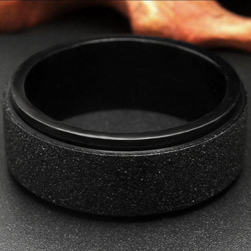 Simple Woman Men's Couple Cincin Titanium Hitam Matte Selesai Jari Cincin Perhiasan Untuk Laki-Laki Pernikahan Band Hadiah