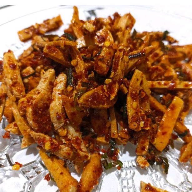 

BASRENG ISI 200 GRAM BASRENG DAUN JERUK PEDAS DAN EXTRA PEDAS BUMBU CIKRUH CEMILANCIW