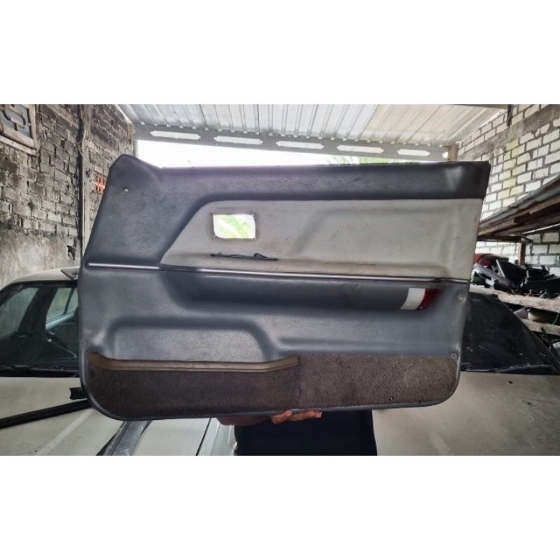 doortrim mazda 323 89