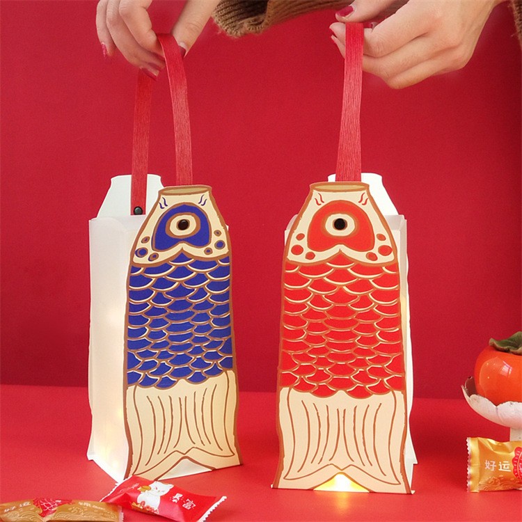 

DY PACK BOX TENTENG 3D IKAN KOI MERAH GOLD/GIFT BOX SINCIA CNY-B1