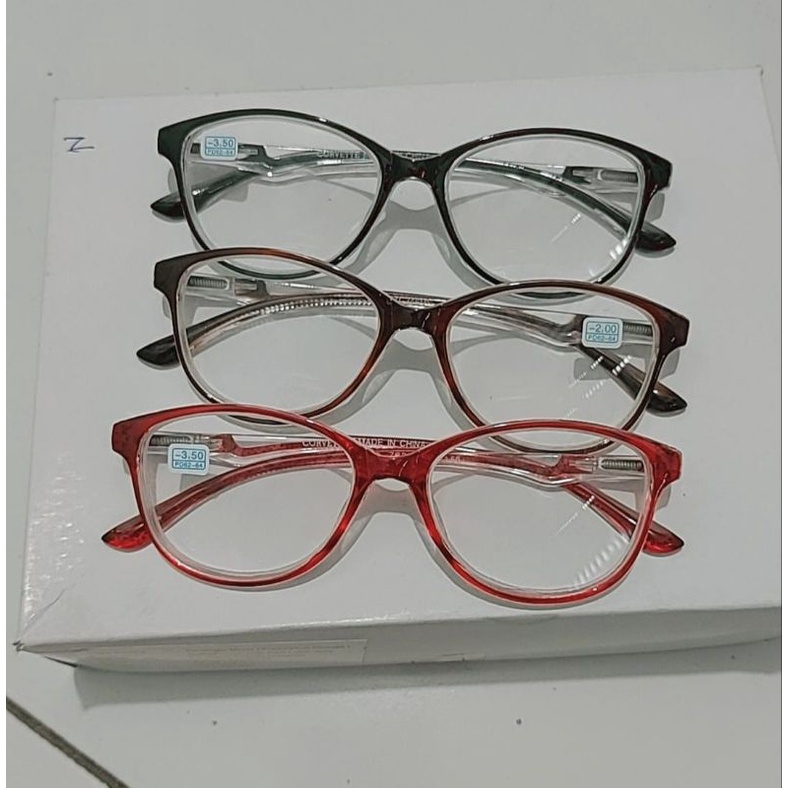 Kacamata Minus Cat Eye Frame Wanna Transparant  Free Box dan Lap ZC246MN