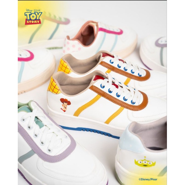 kronikel toy story Woody