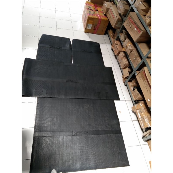 karpet karet lantai kijang grand super full set