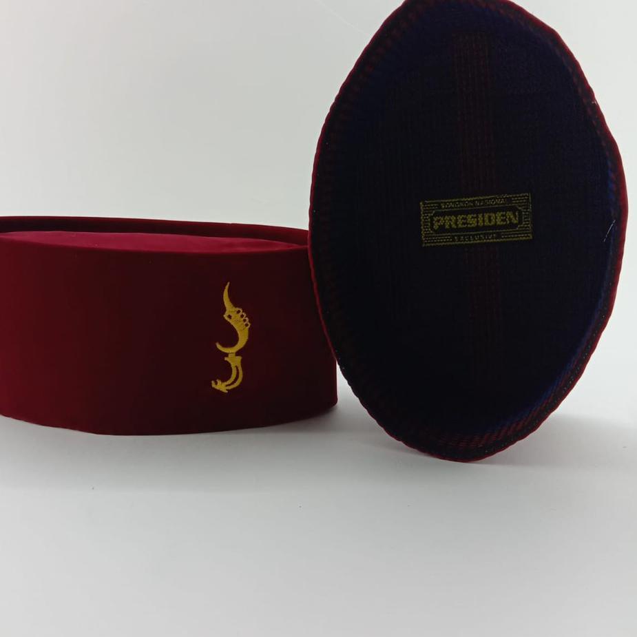 [PRODUK EEWTO] Peci Merah Logo Kujang. Logo Kujang. Peci Merah. Songkok Nasional MTK