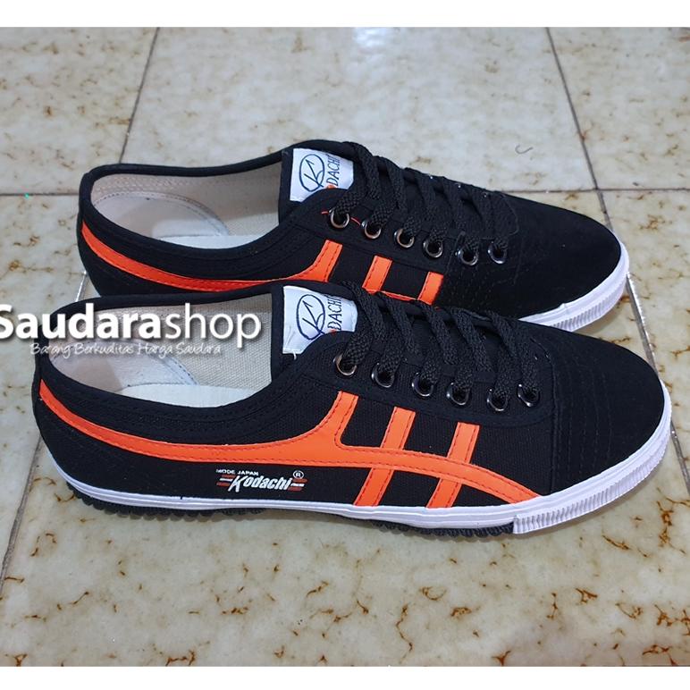 Sepatu Kodachi 8172 Hitam lis Orange / Sepatu Kodachi 8172 Classic - Hitam Orange