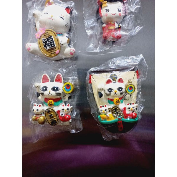 Maneki neko Magnet Mini  / Manekoneki Magnet / Manekineko Magnet Kulkas / Kucing Hoki Magnet