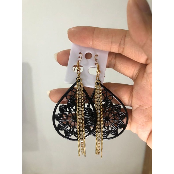 Anting² Imitasi import, Ringan, Panjang ,Hiasan Telinga, Aksesoris Tambahan Berkebaya