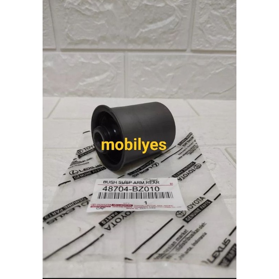 bushing arm belakang Toyota Avanza