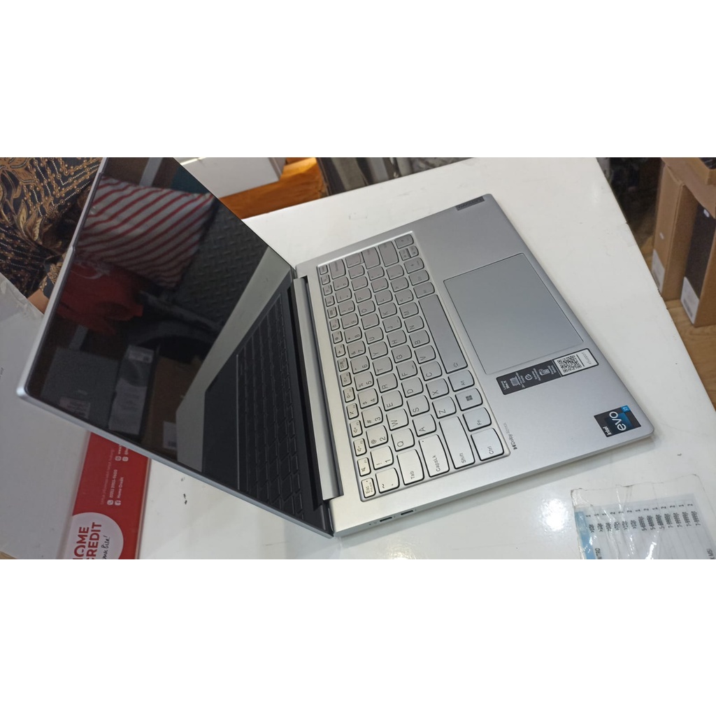 Laptop Lenovo Ideapad Slim 7 14IAP7 Intel I7 1260P RAM 16GB SSD 1TB 2K IPS TOUCH Windows 11 Terlaris