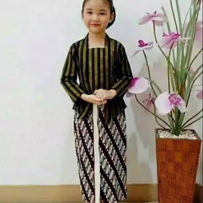 Kebaya Anak / Lurik Anak Perempuan / Pakaian Adat Jawa