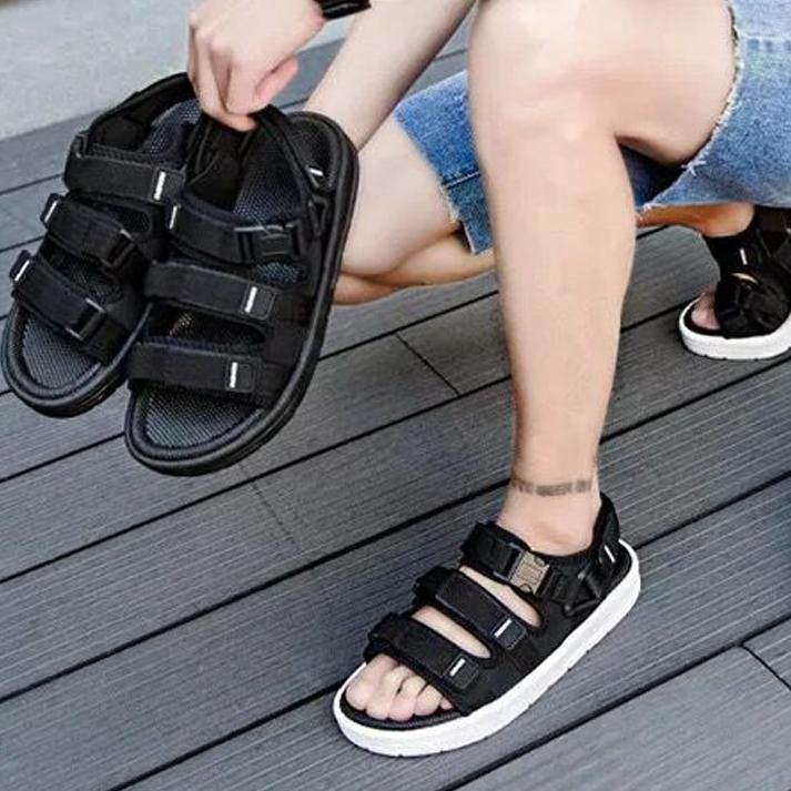 ょ Sandal Gunung Pria Import Original Model Casual Sandal Gunung Modern Keren Cowok Ringan/Tidak Lici