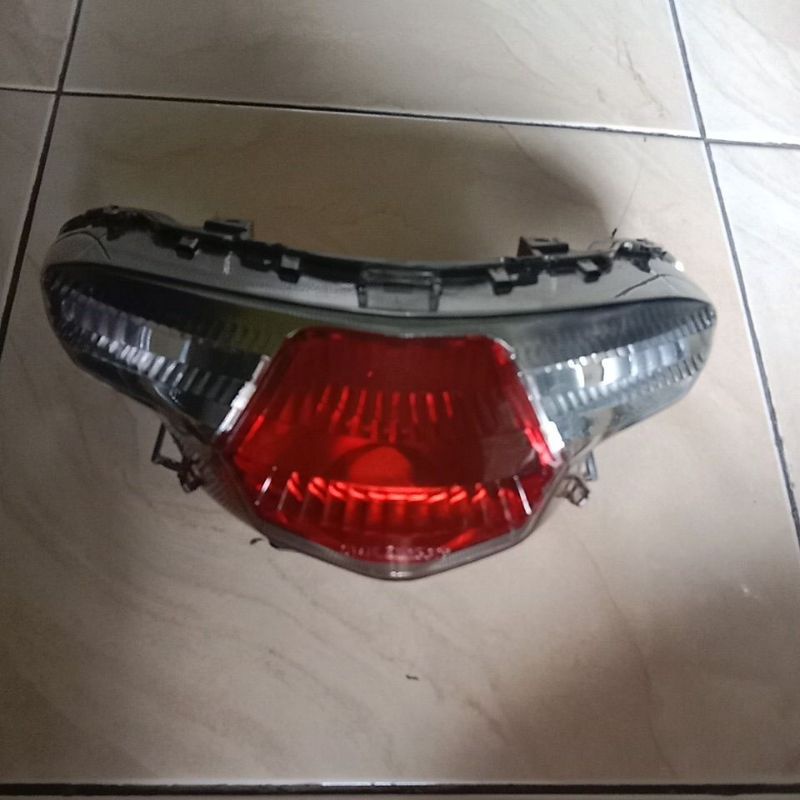 lampu belakang yamaha gear 125