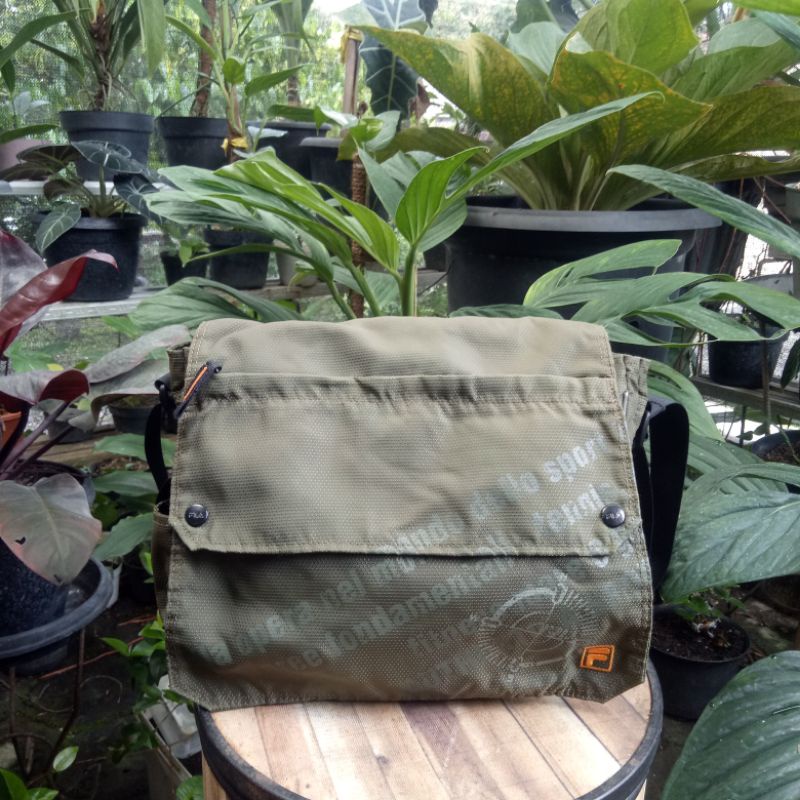 TAS SELEMPANG FILA ORI