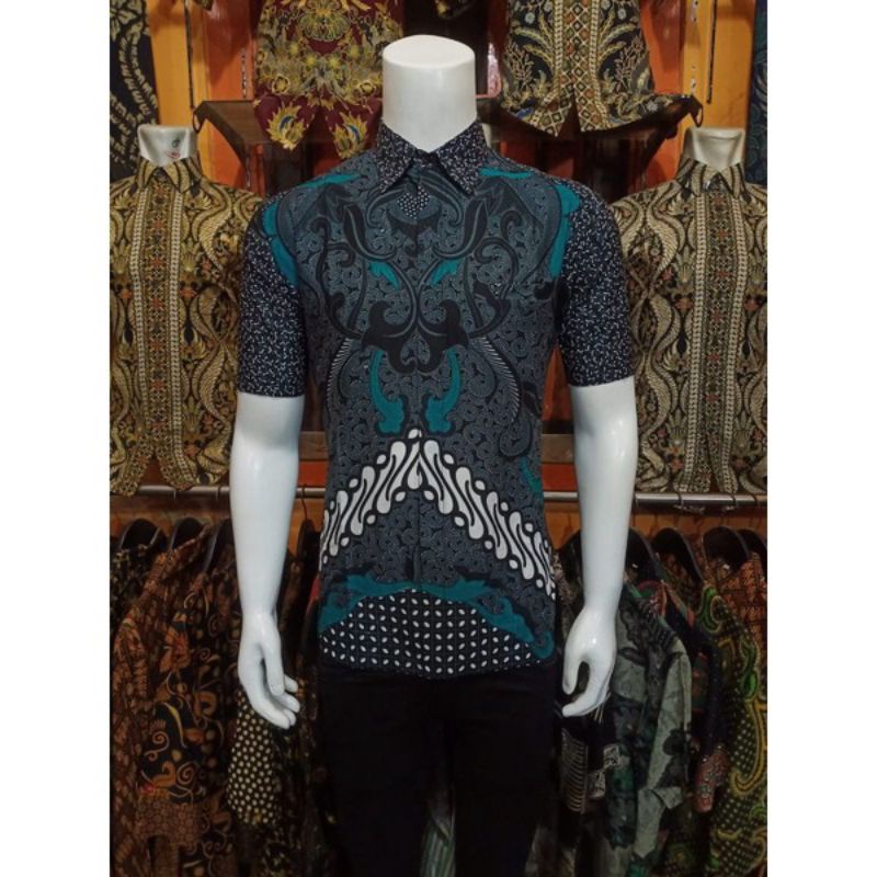 Kemeja Batik Pria Lengan Pendek