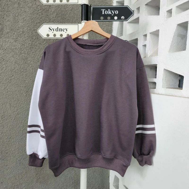 two list sweater