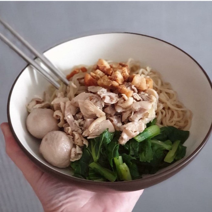 

Mie Kecil Ayam