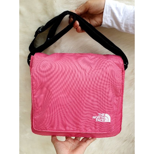 The North Face Tas Selempang Sling Bag Bahu Kanvas Wanita Second Preloved Branded Thrift