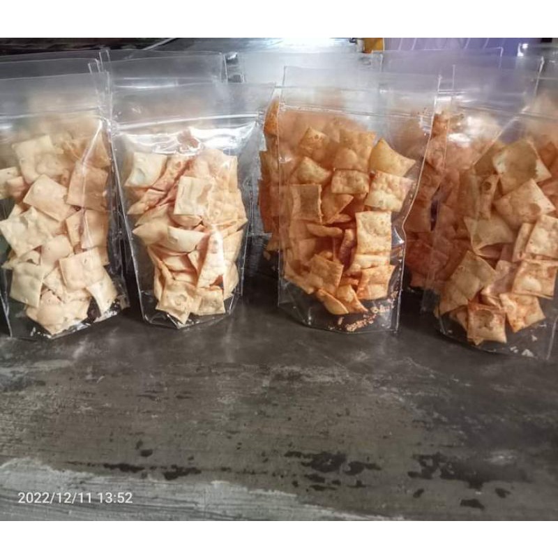 

keripik pangsit 50 gram