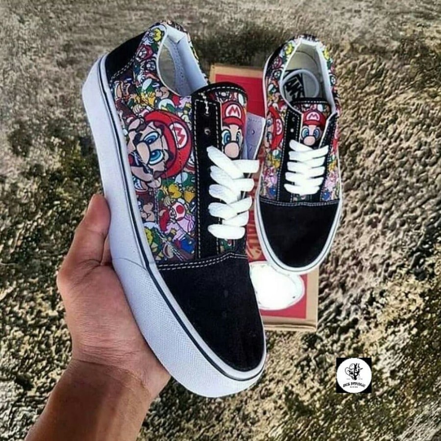 Sepatu Pria Casual Motif Slip On Sneaker Wanita Vans Old Skool Sepatu Vans Original Premium Classic Sneakers cewecowok ( COD )