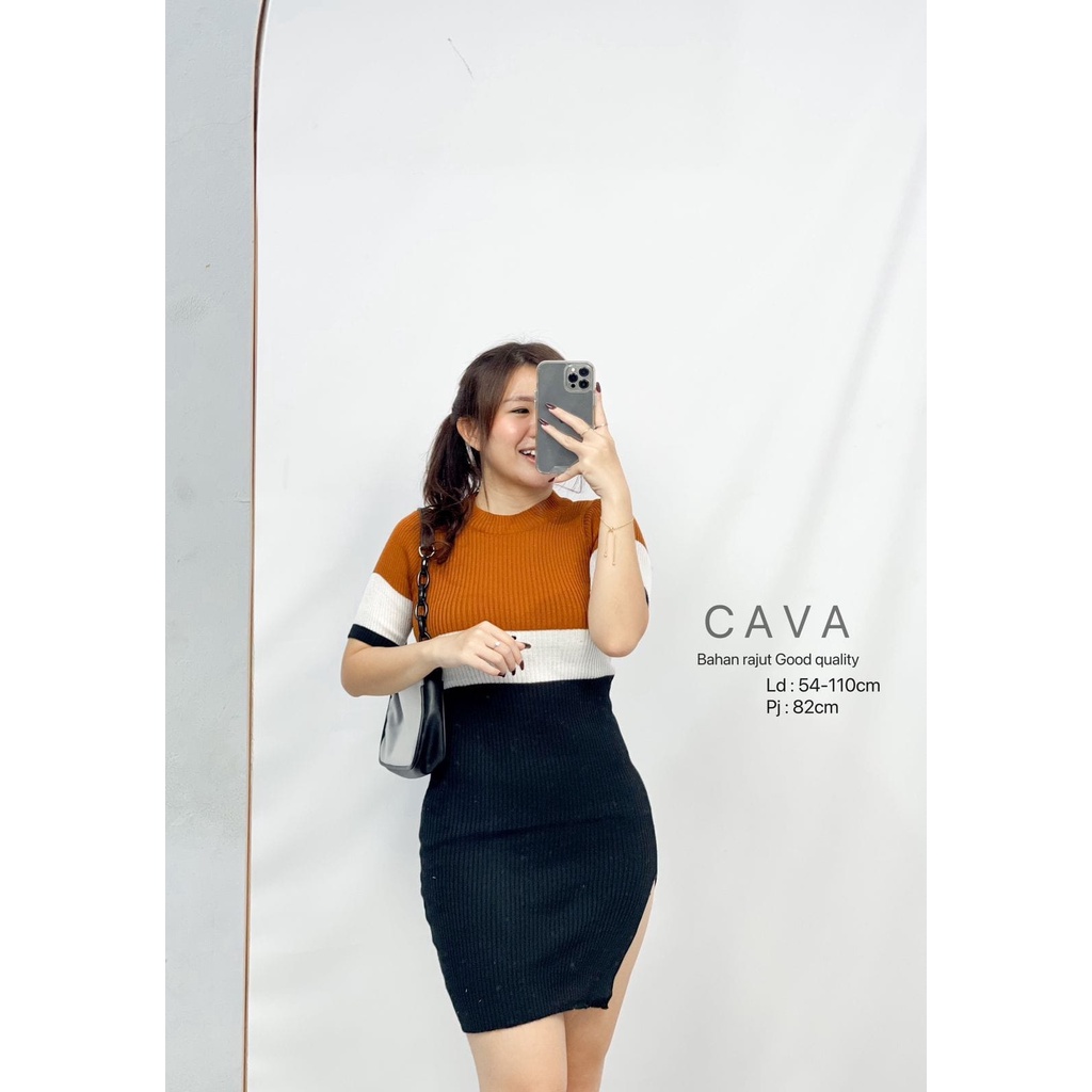 HOPYLOVY - Mini Dress Rajut Wanita List White Slit Simple Cava