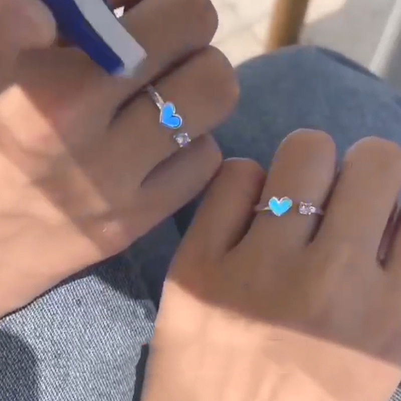 Fashion Wanita Perhiasan Paduan Berlian Imitasi Noctilucent Jantung Pembukaan Cincin