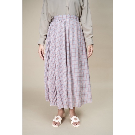 Wearing Klamby Plaid Skirt Alamanda Size XS
