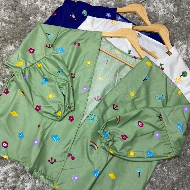 RAINBOW OUTER KOREA OUTER OVERSIZED OUTER MOTIF LUCU OUTER BIGSIZE OUTER JUMBO