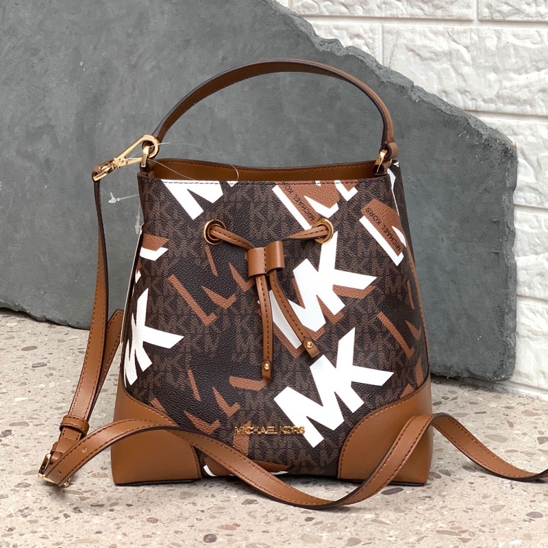 MK MERCER MEDIUM BUCKET DRAWSTRING