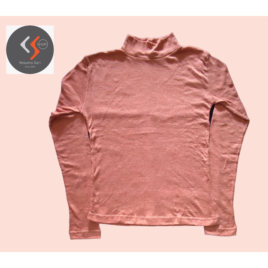 Kaos Rajut UNIQLO Knitwear kerah Turtle SALEM