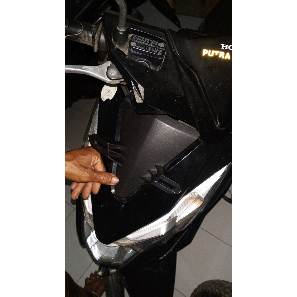 COVER BODI BODY DUDUKAN PLAT NOMOR NO NOMER TAMENG PANEL DASI DEPAN HONDA NEW BEAT FI ESP ECO STREET ORI