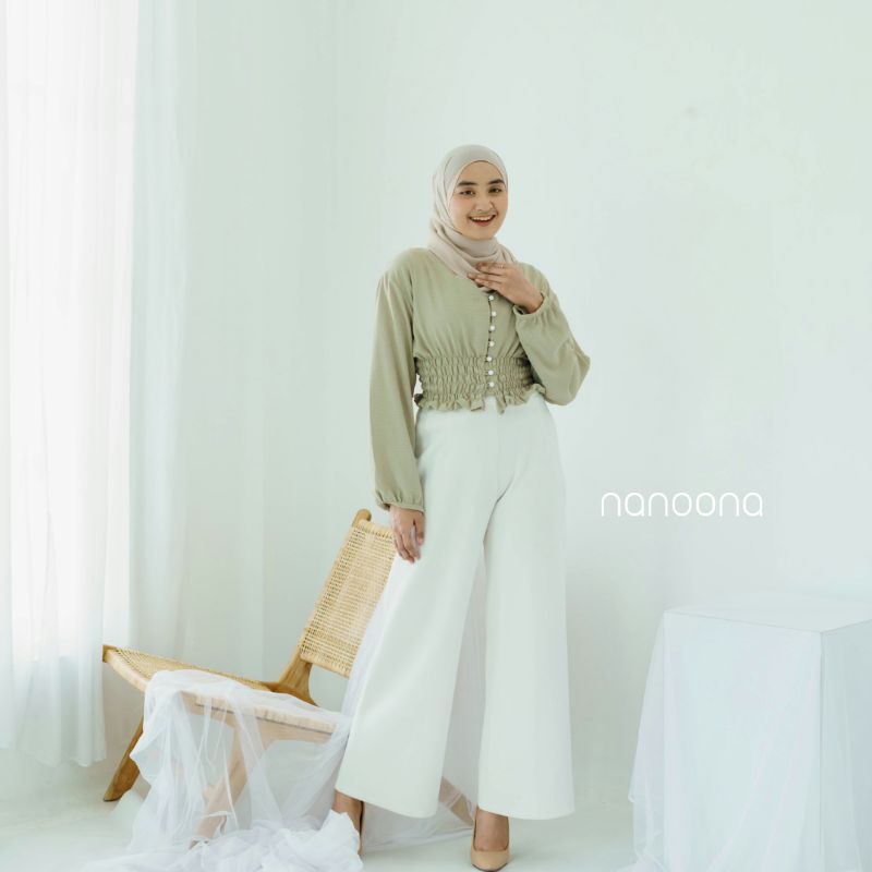 Anami Outer by Nanoona Crop Wanita Crinkle Vneck - Atasan Wanita Kekinian Crop Top - Blouse  Crop Wanita