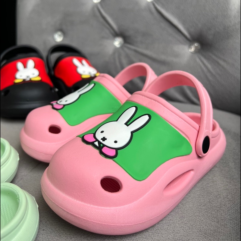 SANDAL BAIM ANAK MOTIF KELINCI FUJI