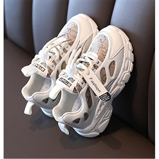 sepatu anak IMPORT laki dan perempuan import size 21-36/ sepatu dior anak sepatu jalan IMPORT RINGAN NYAMAN