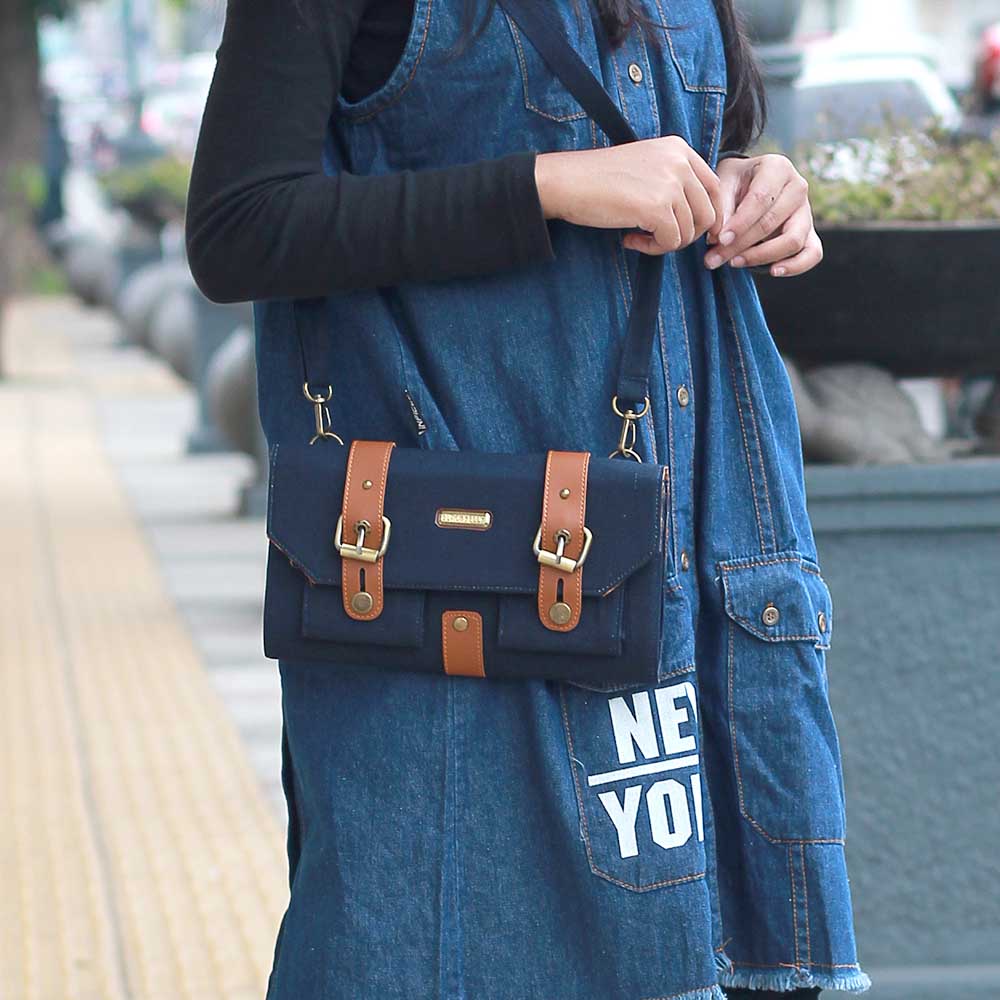 Tas Samping Dompet Clutch Blackkelly Wanita Perempuan Bahan Canvas Casual Biru Navy