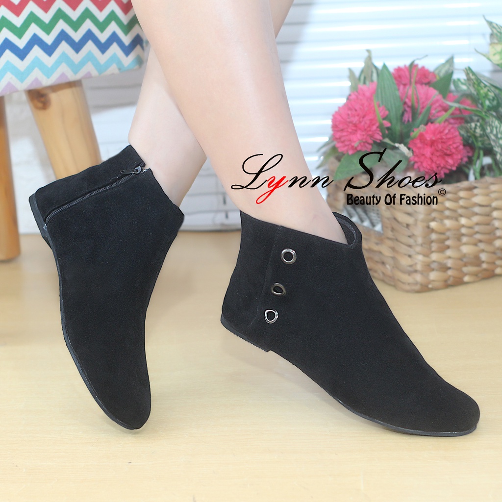 Lynn Boots Wanita Hak Datar BO20A - Abu / Coklat / Hitam