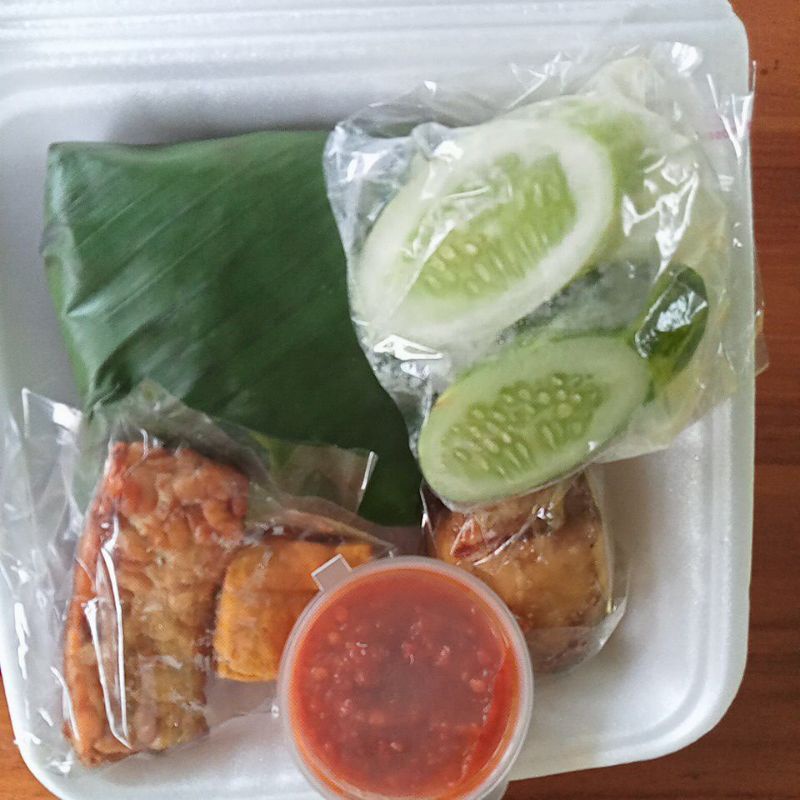 Nasi timbel komplit
