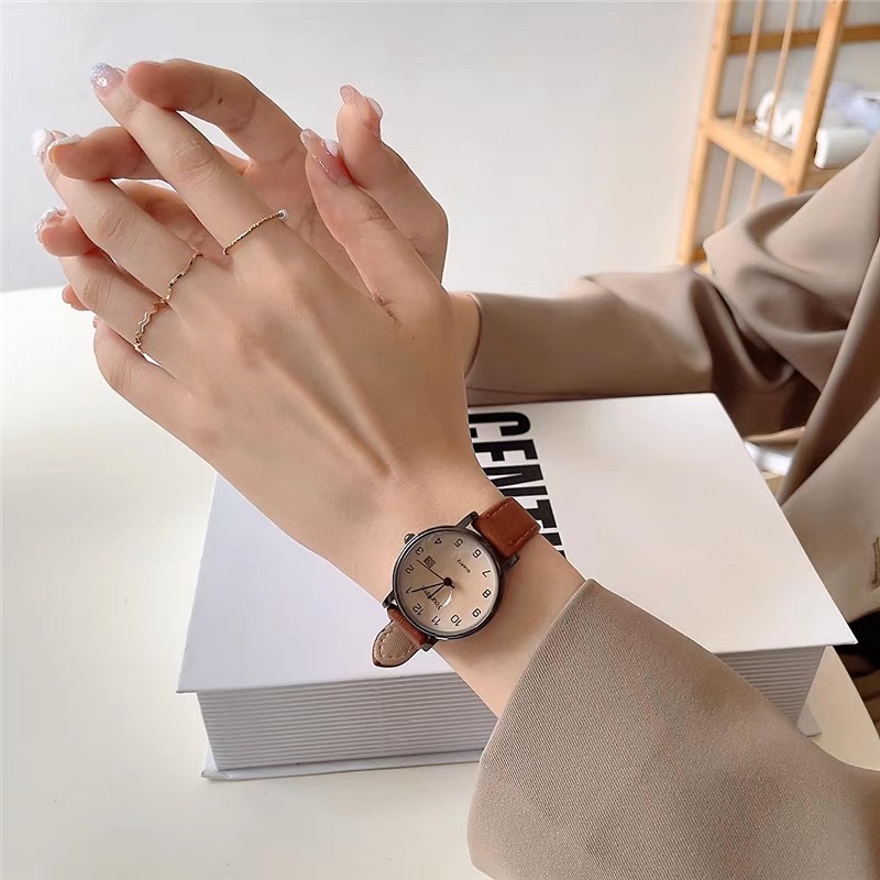 KOOLEY Jam tangan Unisex tanggal aktif simple ala vintage