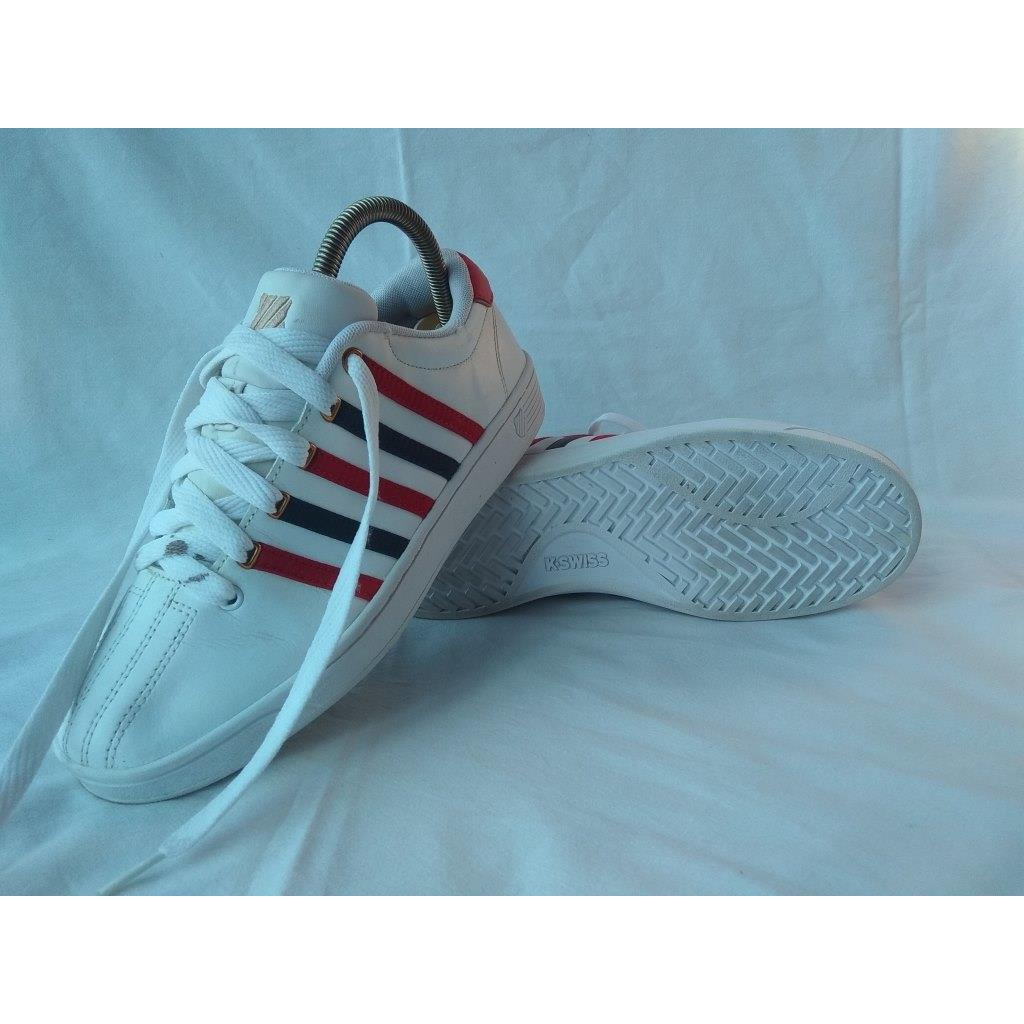 Sepatu K Swiss