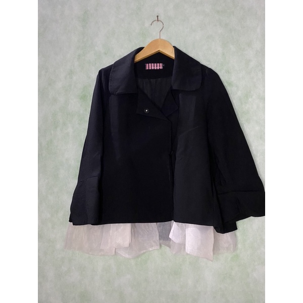 Preloved/Thrift Blazer Hitam Ruffle/ Black Blazer Korean Style