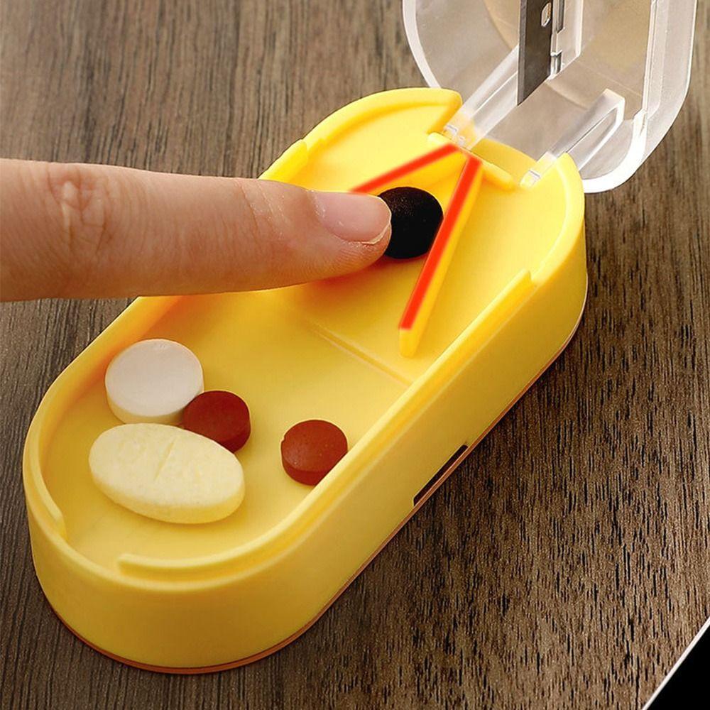 Preva 2PCS Alat Pemotong Pil Obat Travel Drug Splitter Storage Organizer Tablet Cutting Divider
