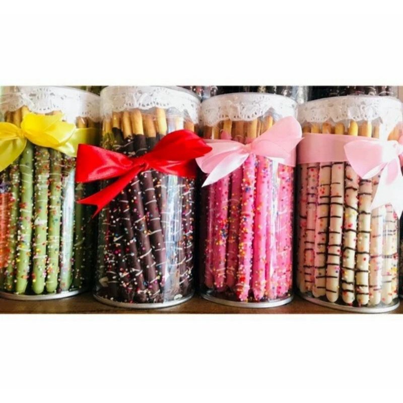 

biskuit cokelat stick toples tabunf