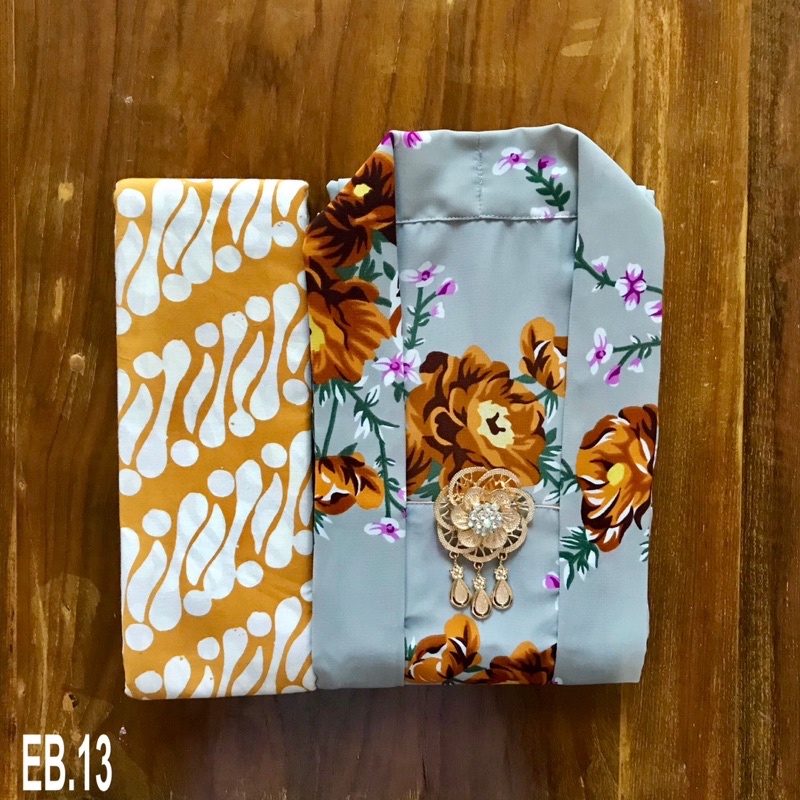 KEBAYA KUTUBARU KARTINI EB.13 ABU BATIK