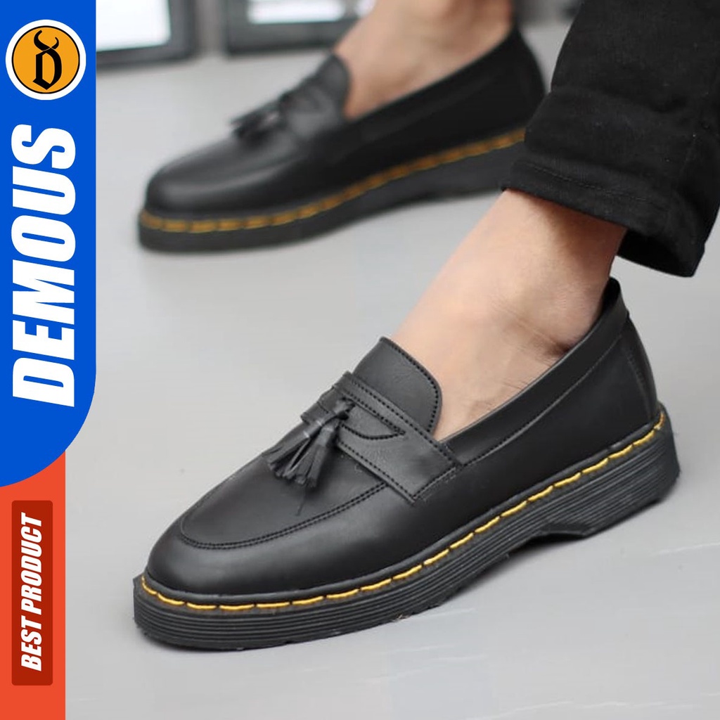 DEMOUS Vegit - Sepatu Loafers Docmart Formal Pantofel Kerja Pria Hitam