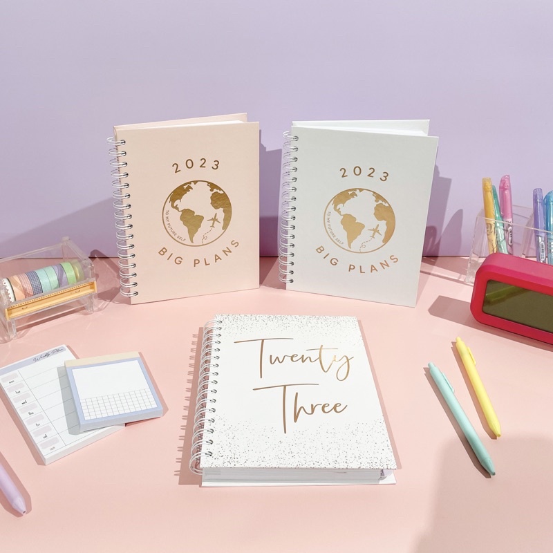 

2023 BIG PLANS - PINK | 2023 PLANNER | NOTEBOOK 2023 | BULLET JOURNAL | AGENDA 2023 | NOTES | BUKU AGENDA JILID RING | BUKU CATATAN | NOTEBOOK TAHUNAN | NOTEPAD | BUKU CATATAN HARDCOVER | BUKU TULIS | AGENDA A5 | NOTEBOOK A5 | BUKU CATATAN A5