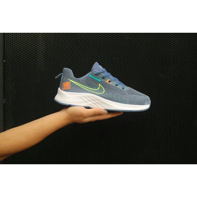 Sepatu Sport Running Import Pria 40 - 44