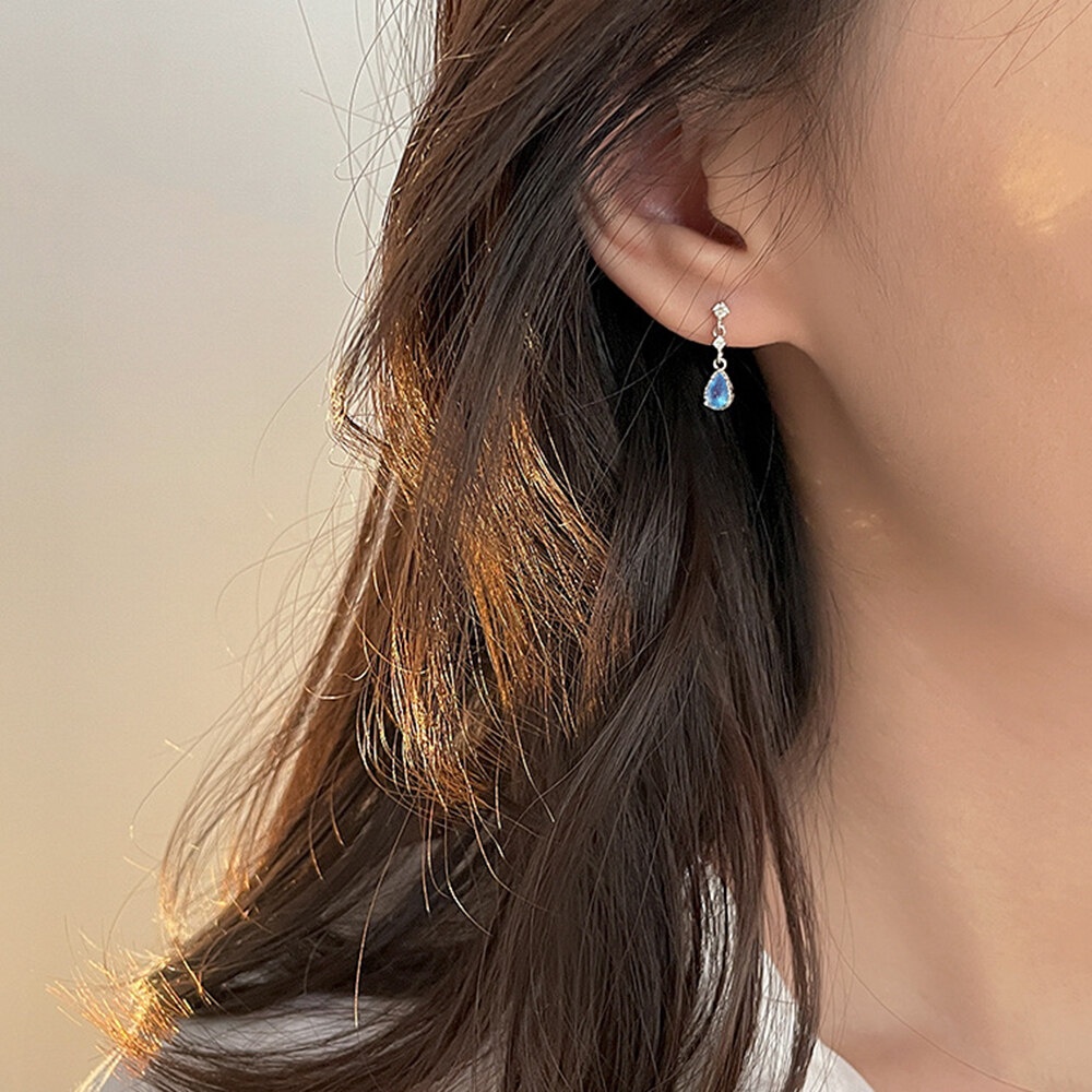 Anting Tusuk Gantung Bahan Sterling Silver 925 Hias Batu Zircon Biru Gaya Koreasimple Untuk Wanita