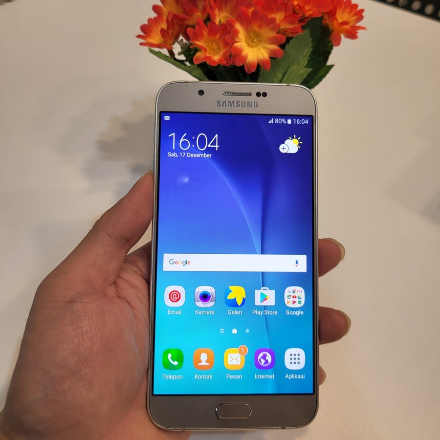 SAMSUNG GALAXY A8 GOLD -GARANSI RESMI SEIN